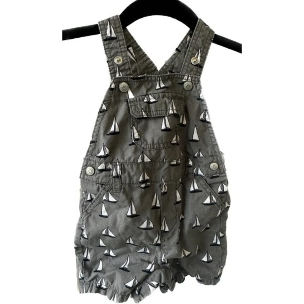 Gymboree Infant Boys 100% Cotton Nautical Grey Sailboats Overalls Size 6-12 Mo.